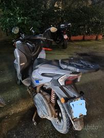 Yamaha Tricity 155 incidentato