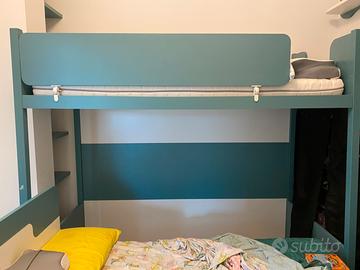 Letto ponte con scaletta, rete a doghe e materasso