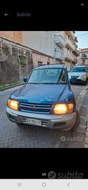 mitsubishi pajero