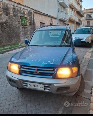 mitsubishi pajero
