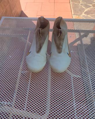 Scarpe da calcio junior Nike taglia 38