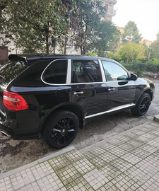 Porsche cayenne disel 2009 189 mila km cert tratt