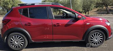 DACIA SANDERO STEPWAY GPL 100CV. GANCIO TRAINO