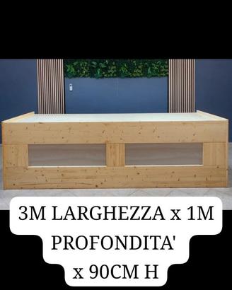 Scaffalatura in legno