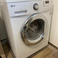 LAVATRICE LG DIRECT DRIVE  7KG  A.F.F.A.R.E