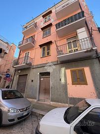 2 LOCALI A BARLETTA