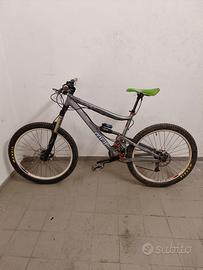 Mountain bike 26" mde damper escursione 160
