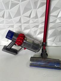 Dyson V10