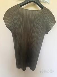 Issey Miyake Pleats Please top