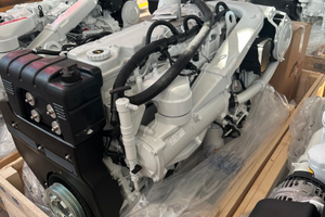 Entrobordo FPT sei cilindri 400 HP LEGGERO