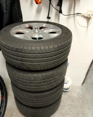 Cerchi e gomme ford cmax