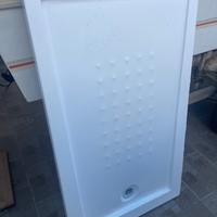 Piatto doccia in resina