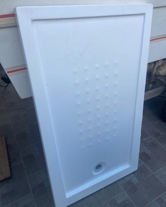 Piatto doccia in resina