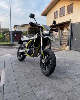 SWM SM125 R