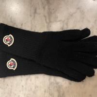 guanti moncler