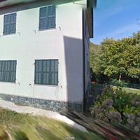 Casa indipendente con giardino e box