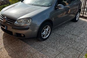 Golf 2004 metano
