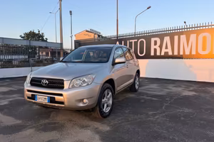 Toyota RAV 4 2.0 Benzina 152 Cv Automatica