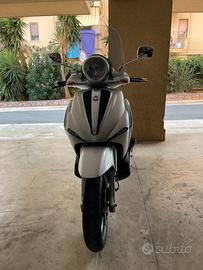 Piaggio Beverly 250ie