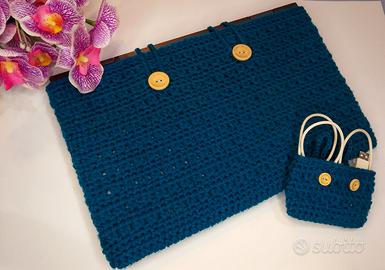 Sleeve Porta PC in Crochet – Fatto a Mano – Blu Pe