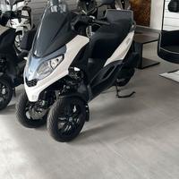 piaggio mp3 300