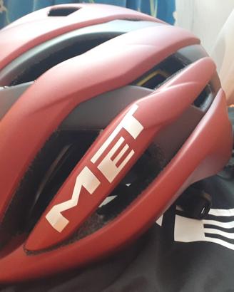 casco da ciclismo Met Trenta