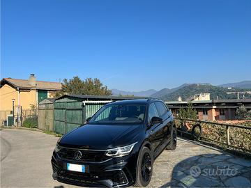 Tiguan Rline all black 150cv