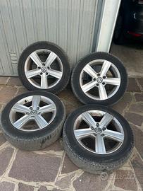 cerchi con le gomme mechlin