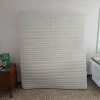 Materasso matrimoniale