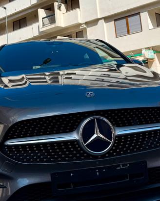 Mercedes Classe B 180d Premium AMG