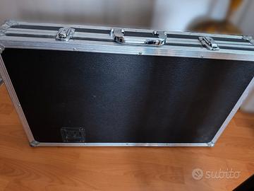 Flyght case Dj 76x44x13cm imbottito