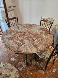 Tavolo in marmo
