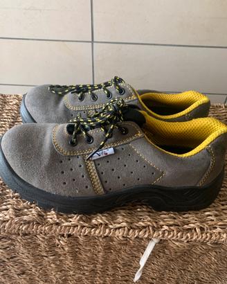 Scarpe antinfortunistiche