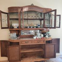 Credenza antica 