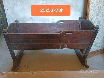 culla vintage in legno 