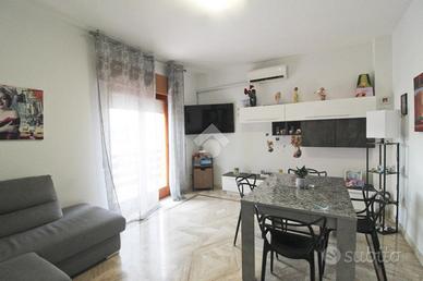 5 LOCALI A CAMPOMARINO