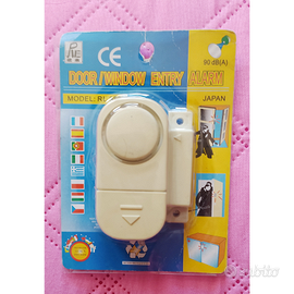 Allarme antifurto per porte e finestre