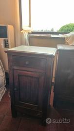  comodini antichi n.4