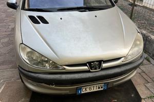 Vendità Peugeot 206