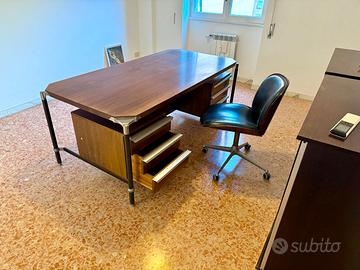 Scrivania dirigenziale MIM + archivio e poltroncin