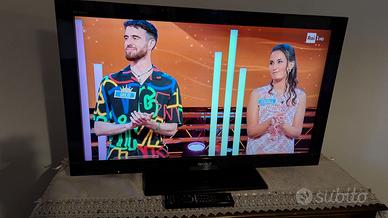 3 TV LCD