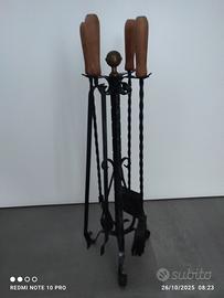 utensili da caminetto 