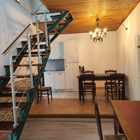 Ingresso indipendente su piccolo giardino