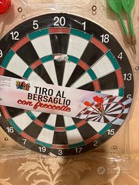 Tiro al bersaglio con freccette