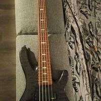 Basso yamaha TRB 1005