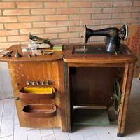 Mobile macchina da cucire