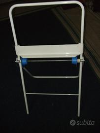 Portarotoli a pavimento