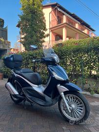 Piaggio Beverly 300 i.e