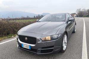 JAGUAR XE 2,0 180CV- AUTOMATICA-EURO 6- MOTORE NUO