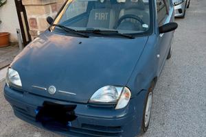 auto fiat 600